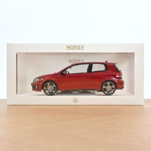 VW Golf GTI 2009 Tornado Red / 1:18 / Norev