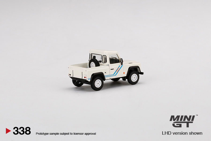 Land Rover Defender 90 Pickup White 1:64