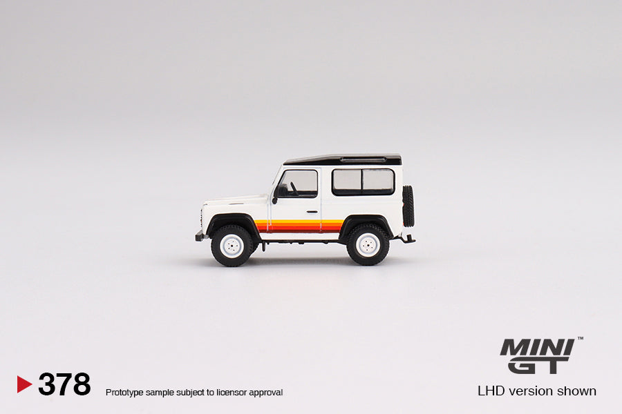 Land Rover Defender 90 Wagon White 1:64