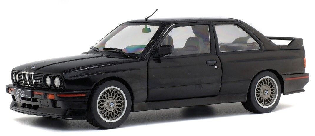 BMW M3 (E30) sport evo zwart 1990 1:18