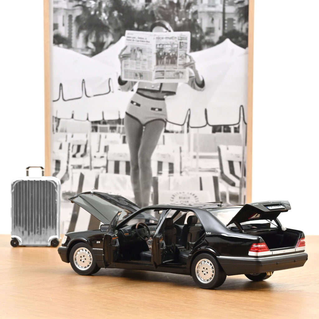Mercedes-Benz S600 - 1997 - Osidian Black - 1:18 - Norev