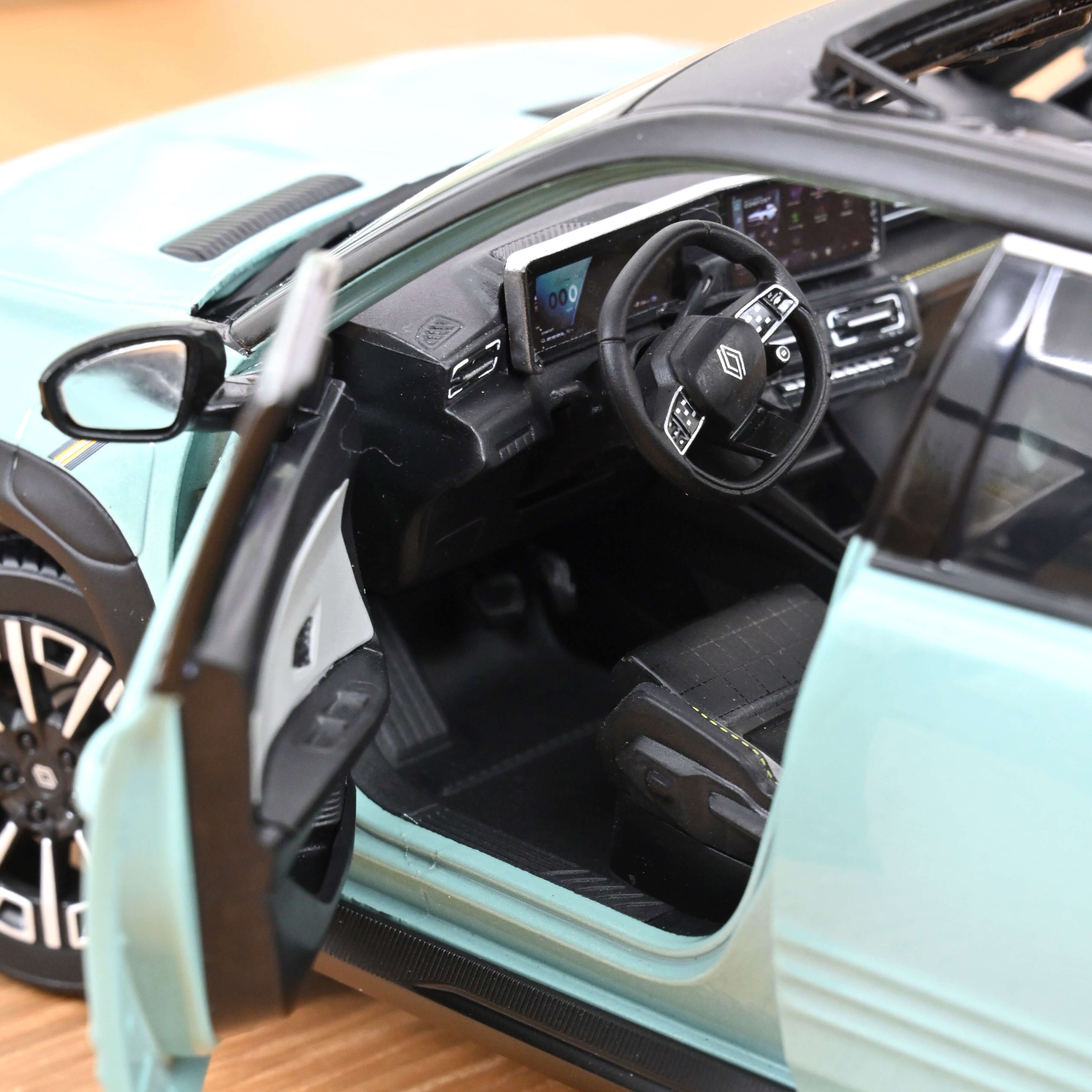Renault 4 E-Tech Electric 2025 Hauts de France Green 1:18 / Norev