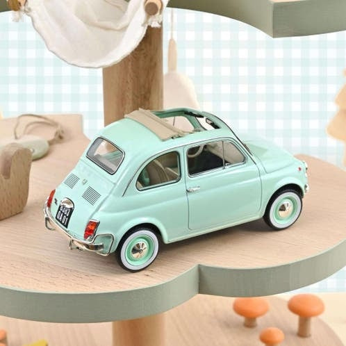 Fiat 500 L 1968 Pastel Blue New Baby Gift / 1:18 / Norev
