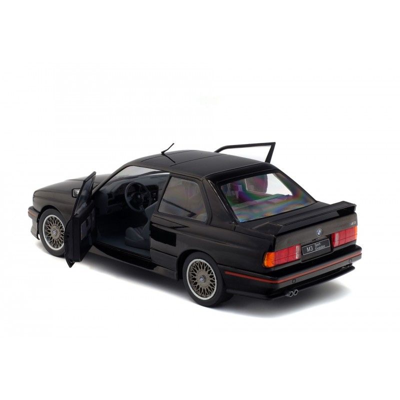 BMW M3 (E30) sport evo zwart 1990 1:18