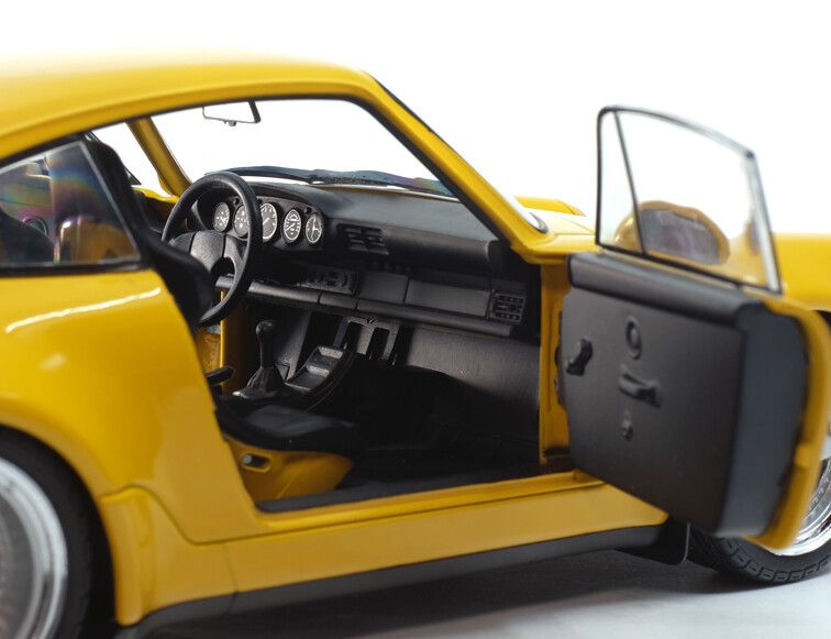Porsche 911 (964) 3.8 RS, geel 1:18