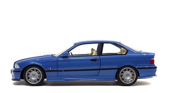 BMW M3 (E36), blauw 1:18
