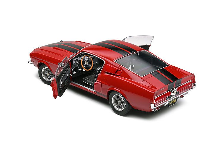 Shelby GT500 '67, rood 1:18