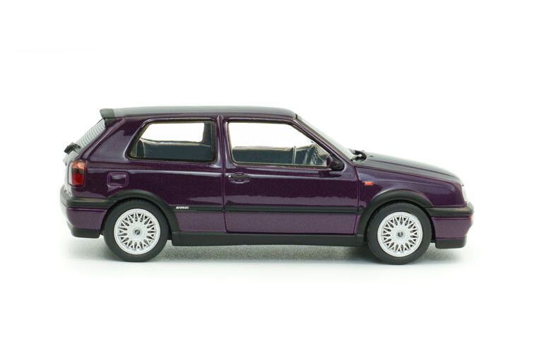 VW Golf MKIII VR6 '94, paars (Dusty mauve pearl)