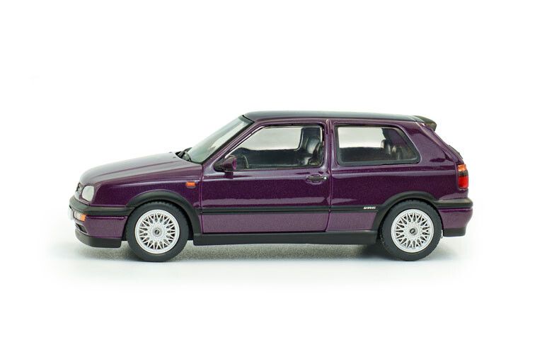 VW Golf MKIII VR6 '94, paars (Dusty mauve pearl)