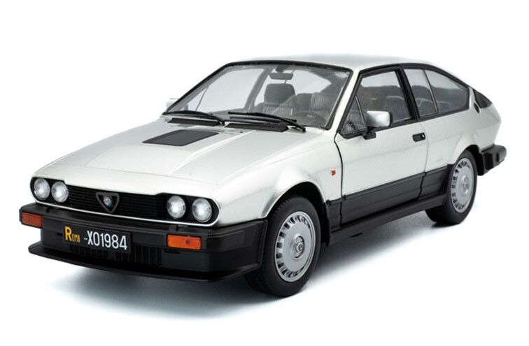 Alfa Romeo GTV6 '84, zilver