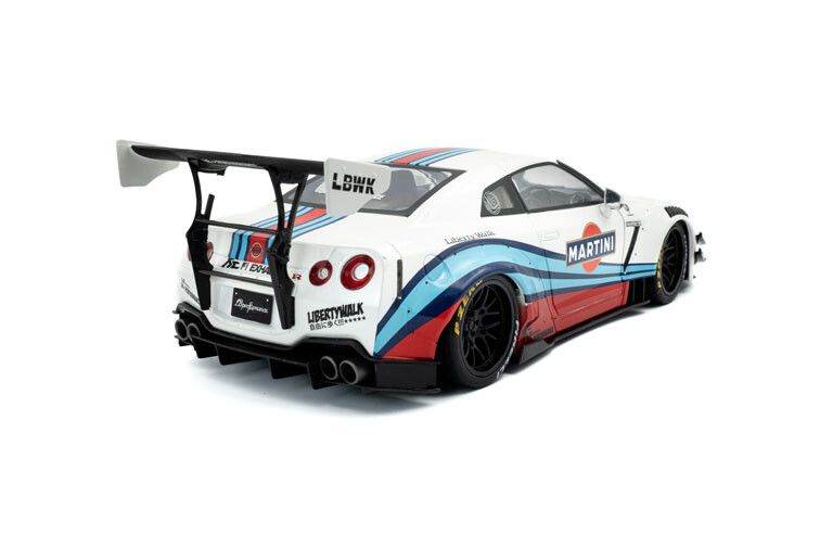 Nissan GT-R (R35) W Liberty Walk body kit 2.0 M '24