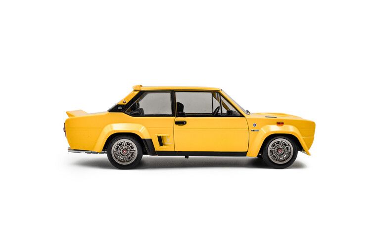 Fiat 131 Abarth '80, geel