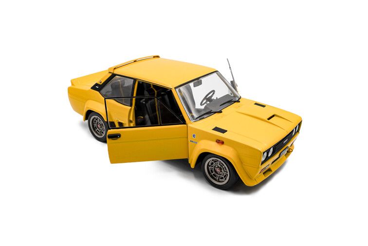 Fiat 131 Abarth '80, geel
