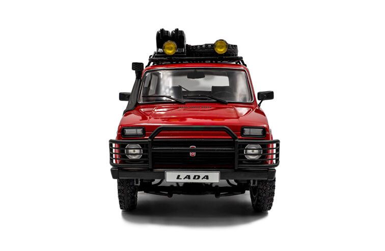 Lada Niva '80, rood 1:18