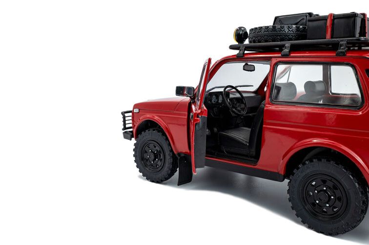 Lada Niva '80, rood 1:18