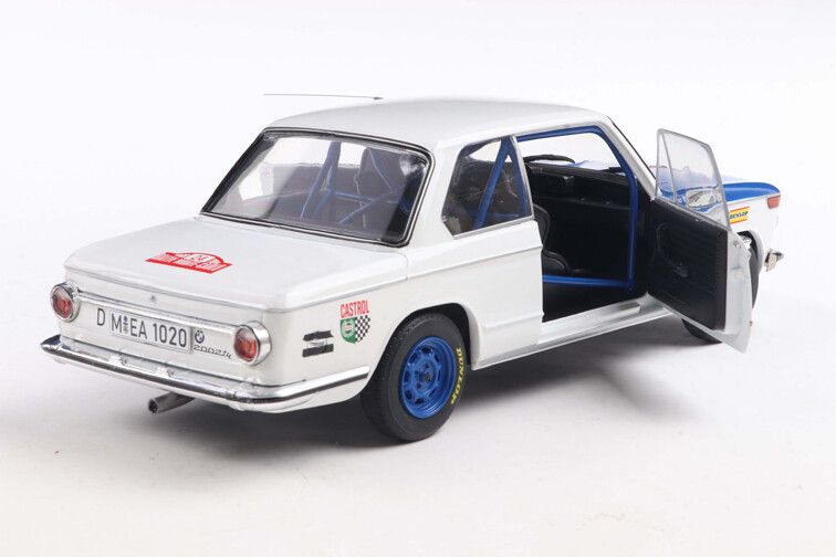 BMW 2002 TII #24 T. Makinen / P. Easter Monte Carlo '69