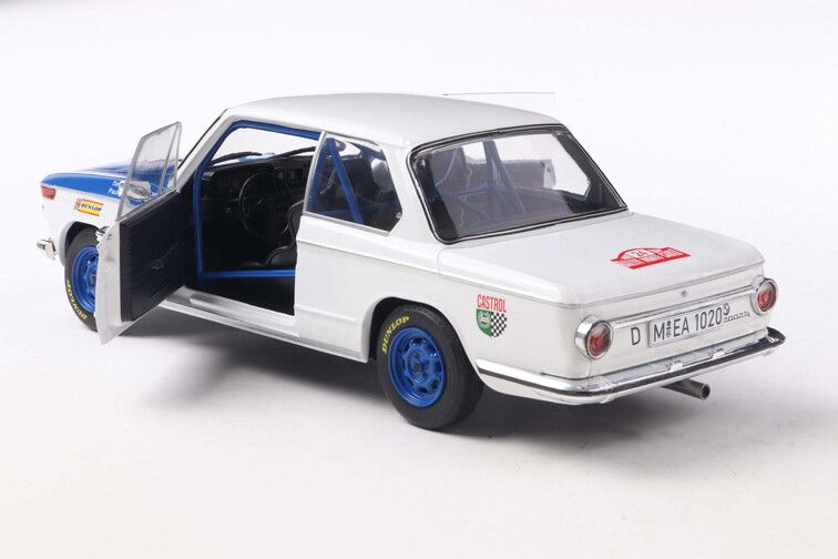 BMW 2002 TII #24 T. Makinen / P. Easter Monte Carlo '69