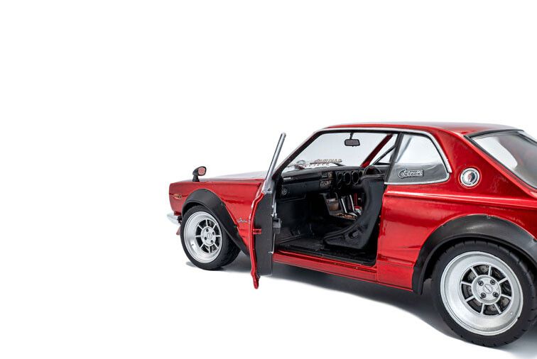 Nissan Skyline (C10) Hakosuka Solido Works '70, rood met.