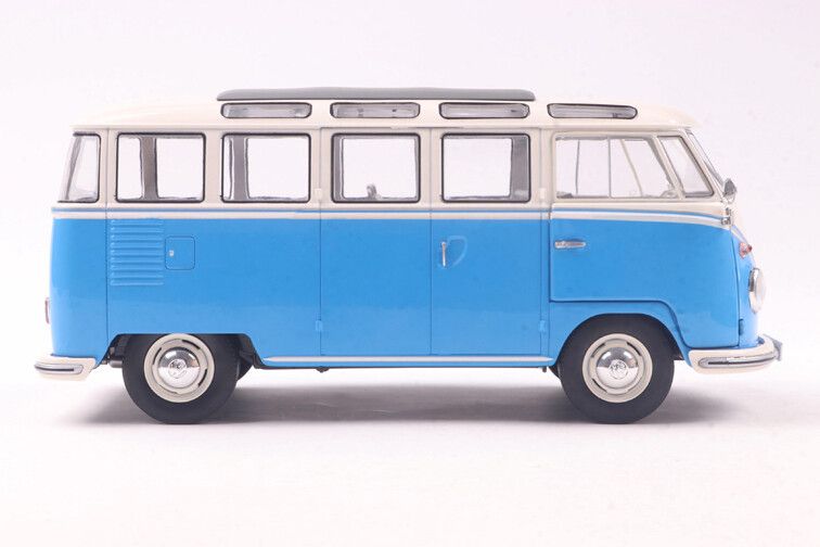VW T1 Samba '62, blauw/wit 1:18