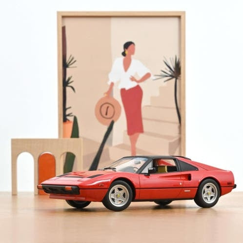 Ferrari 308 GTS 1982 Red / 1:18 / Norev