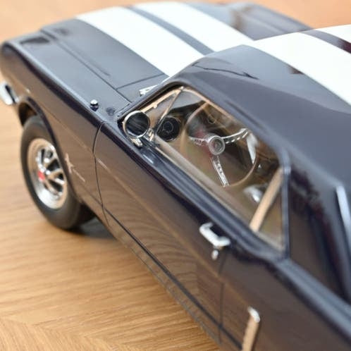 Ford Mustang Coupé 1966 Nightmist Blue metallic 1:18 / Norev