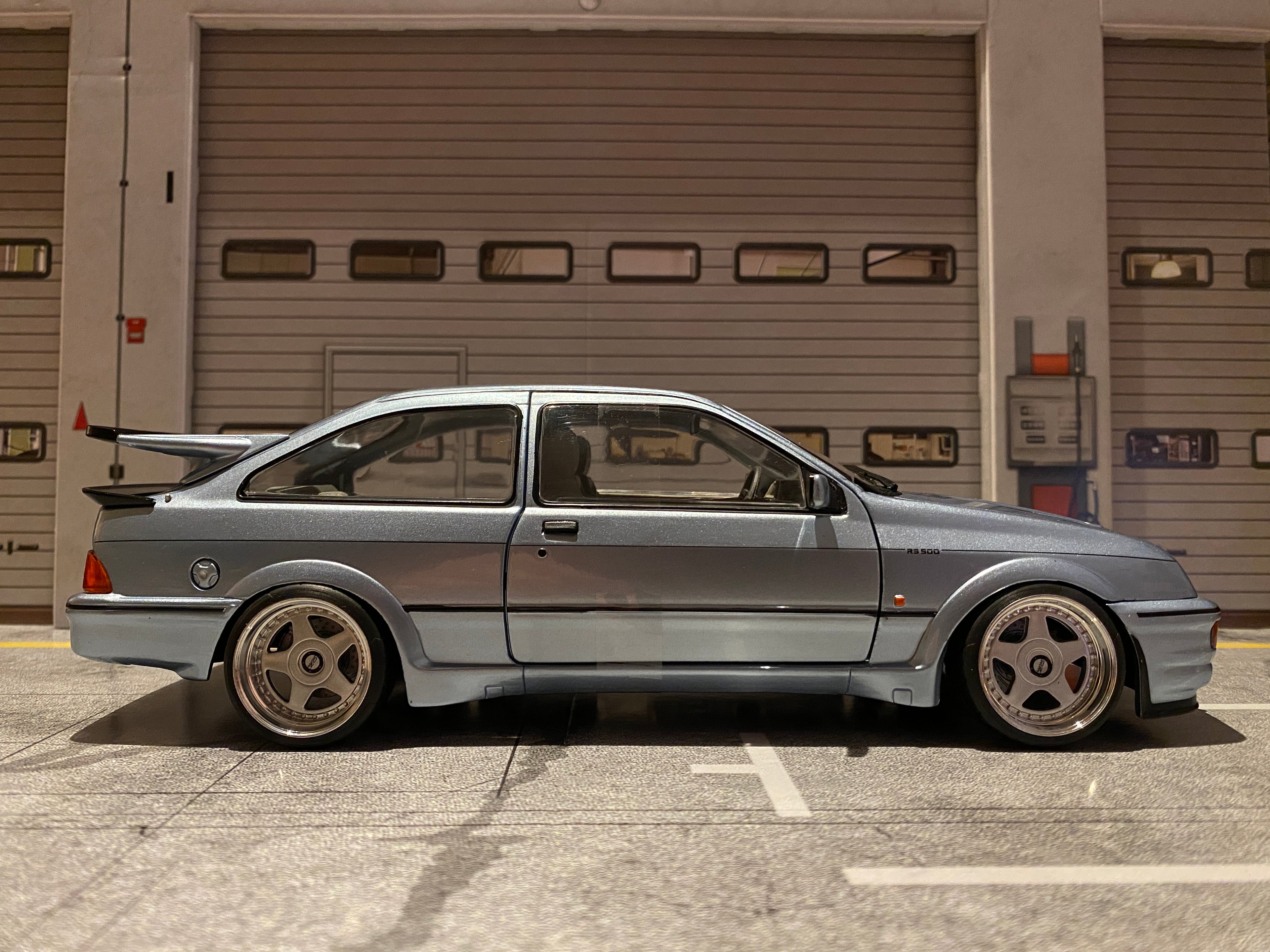 Ford Sierra RS500 '87, blauw (Tuning model) OZ Racing wheels