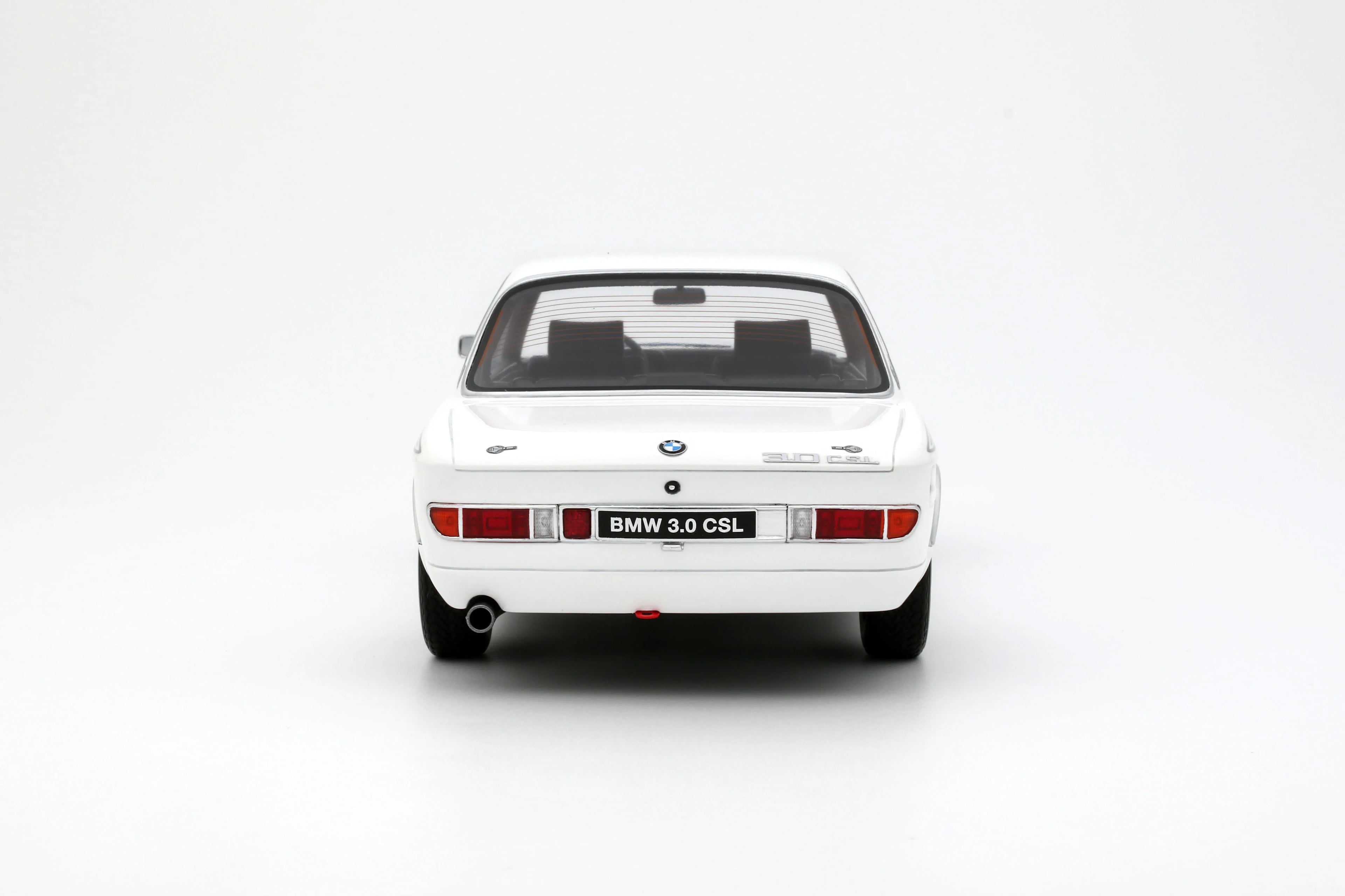 BMW 3.0 CSL Chamonix '72, wit 1:18