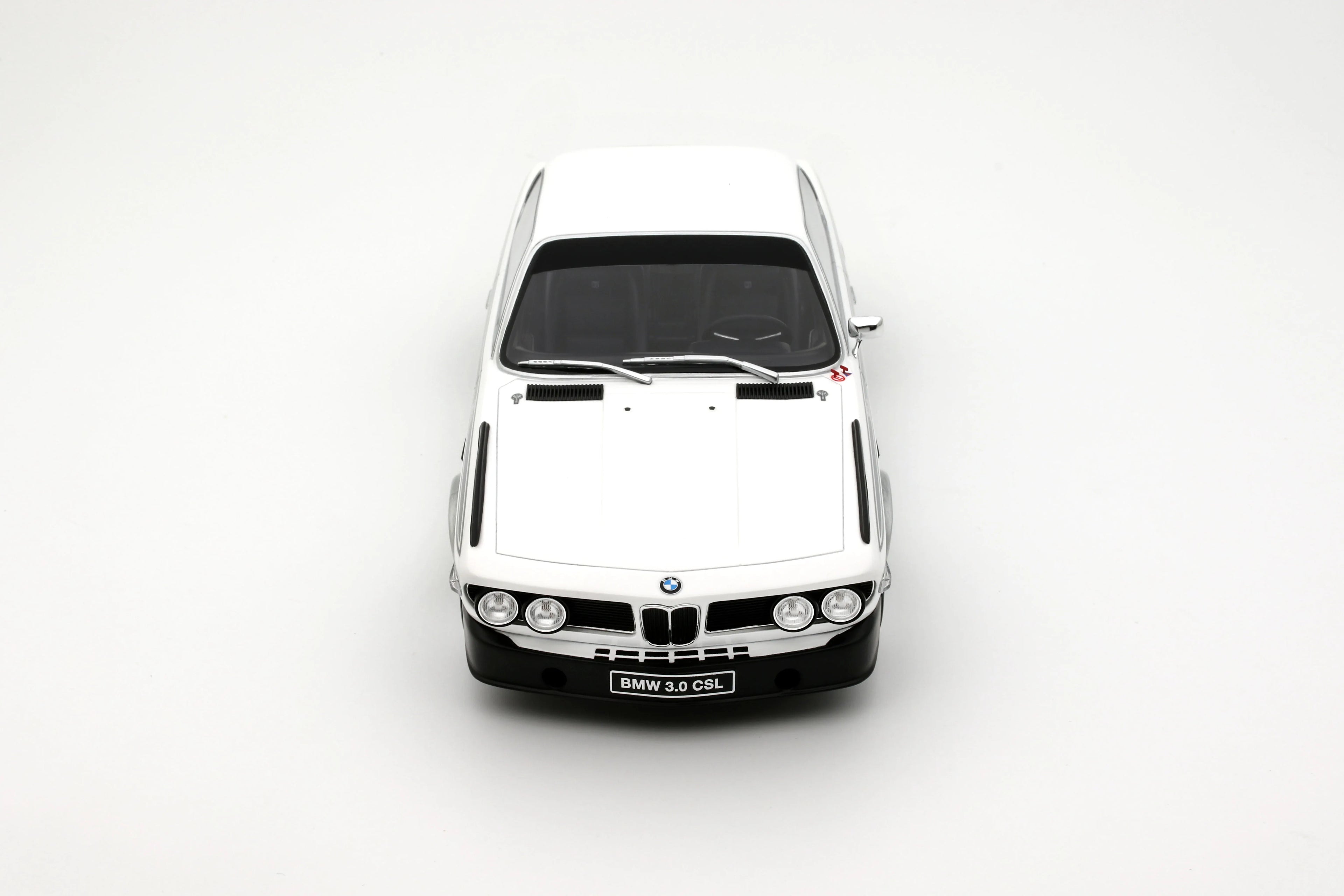 BMW 3.0 CSL Chamonix '72, wit 1:18