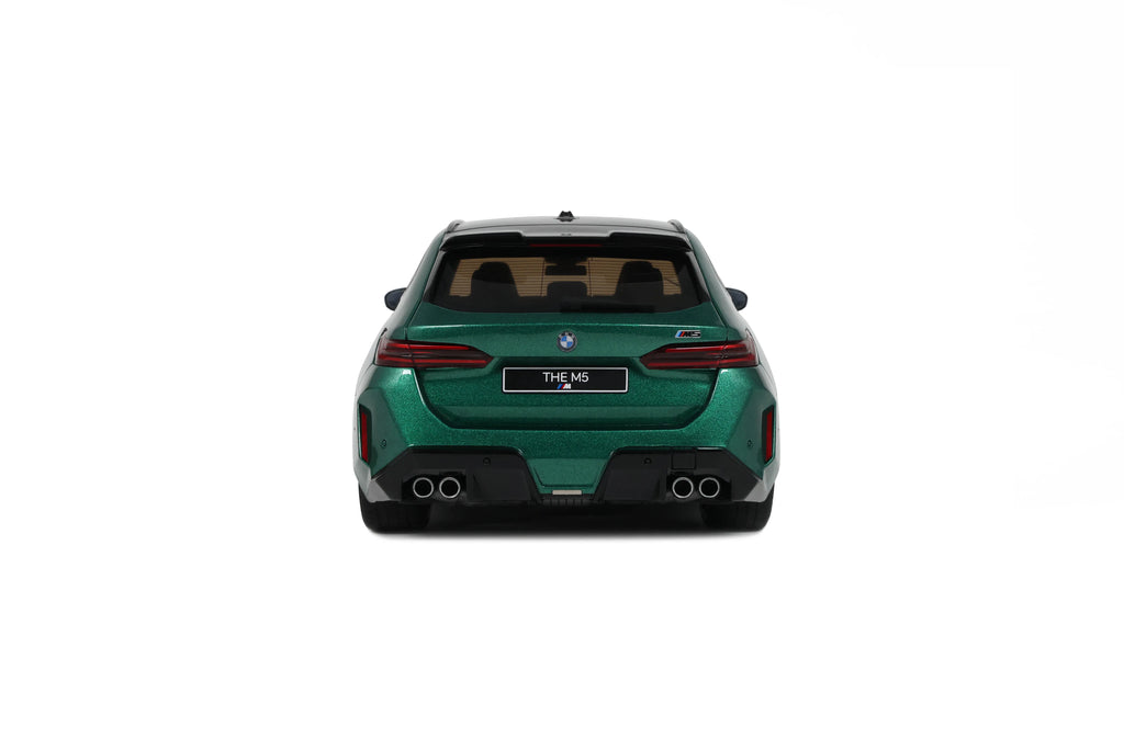 BMW M5 Touring '24, groen (Isle of Man green)