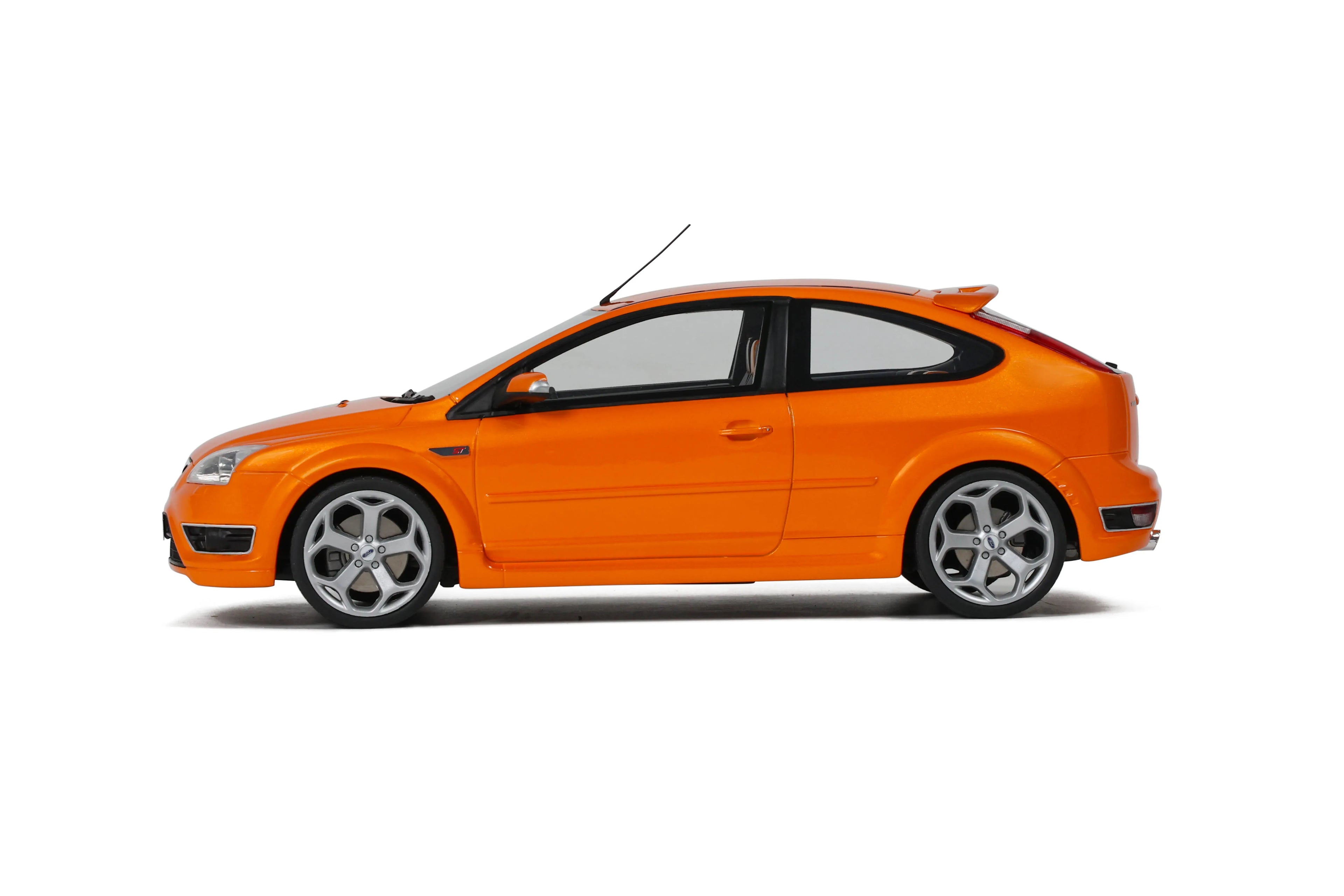 Ford Focus MK2 ST 2.5 (Electric Orange) 1:18