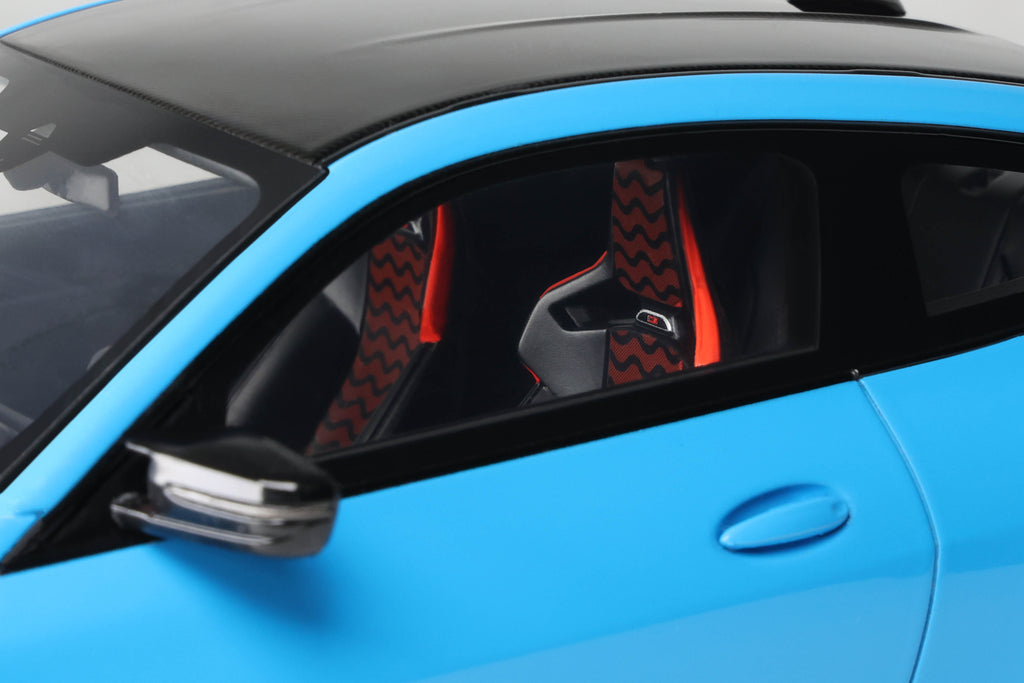 BMW M4 CS REVIERA BLUE 2024