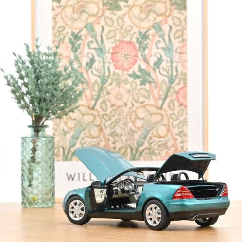 Mercedes-Benz SLK 1996 Vivianit Green 1:18 / Norev