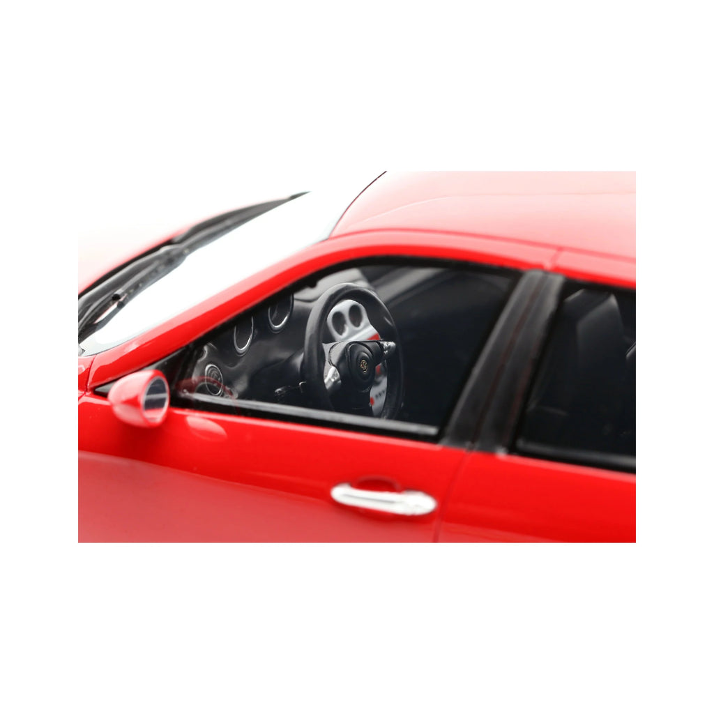 Alfa Romeo 156 GTA 2002, rood 1:18
