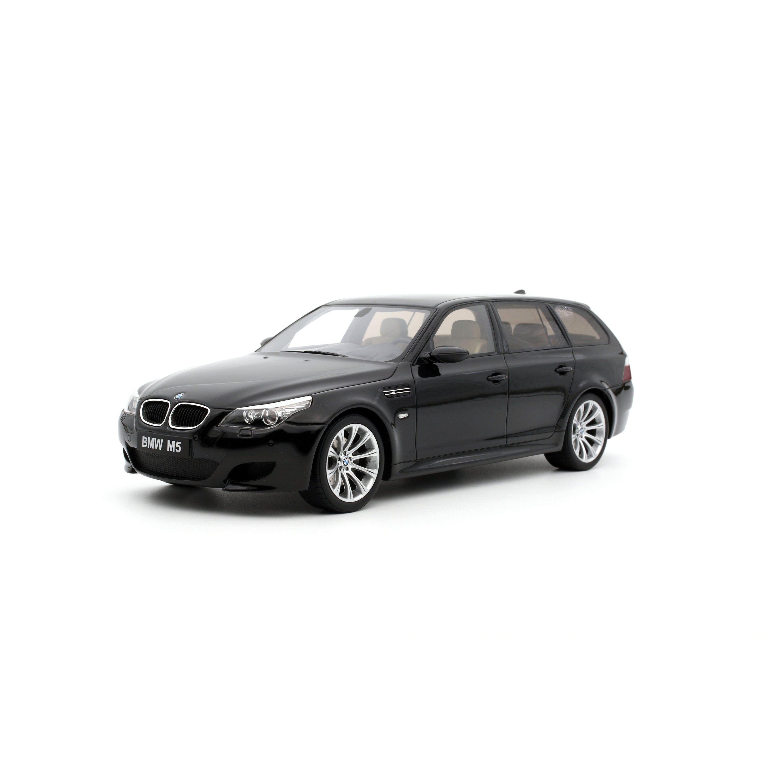 BMW M5 (E61) 2004, zwart 1:18
