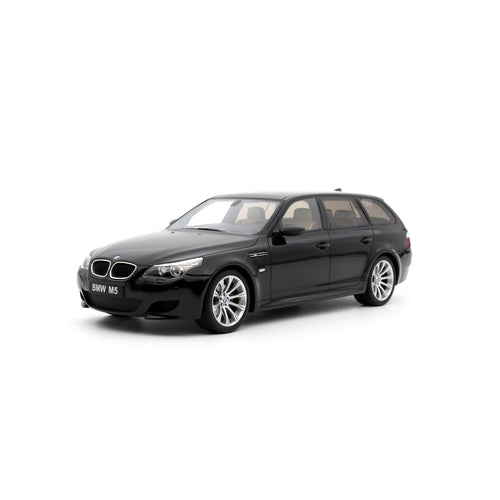 BMW M5 (E61) 2004, zwart 1:18