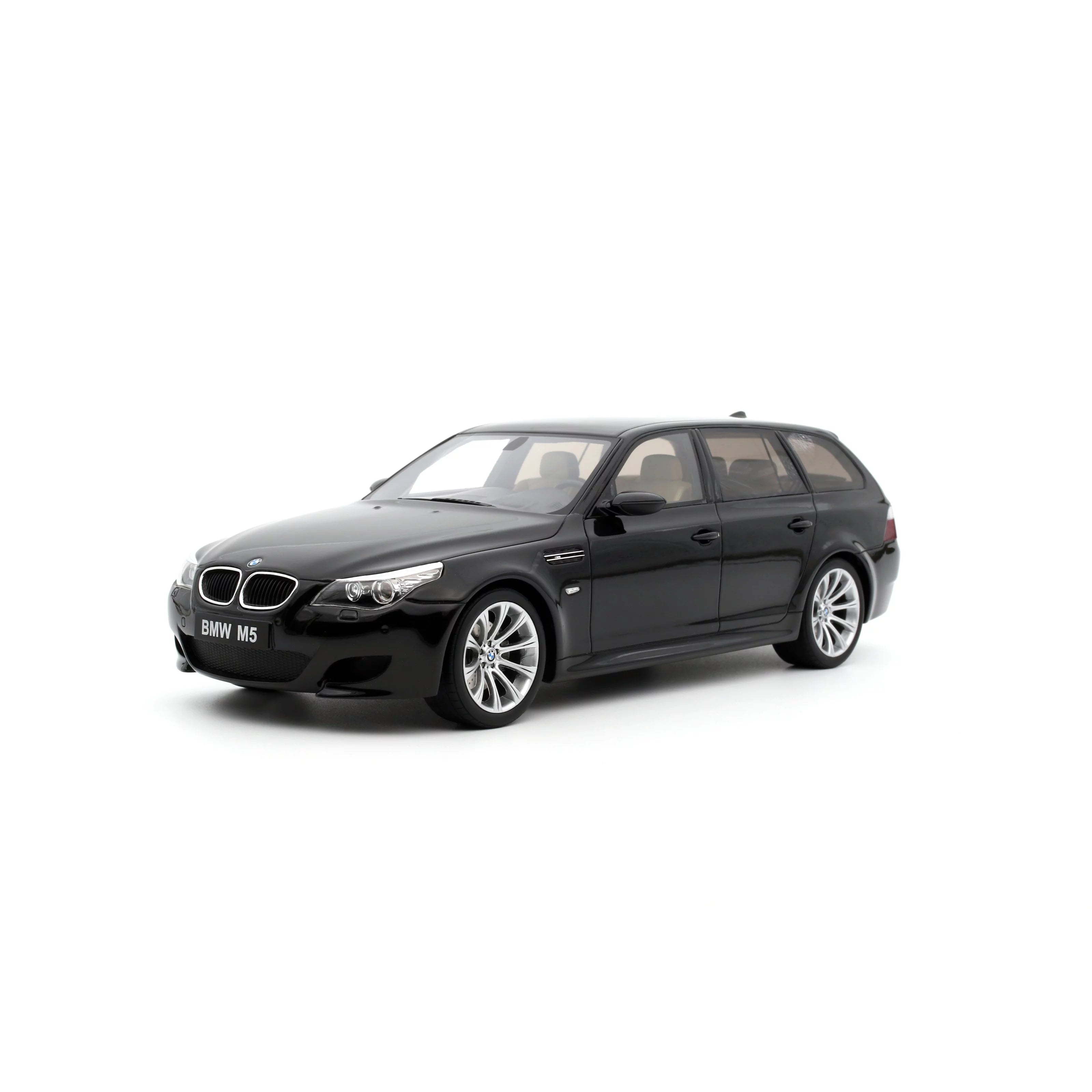 BMW M5 (E61) 2004, zwart 1:18