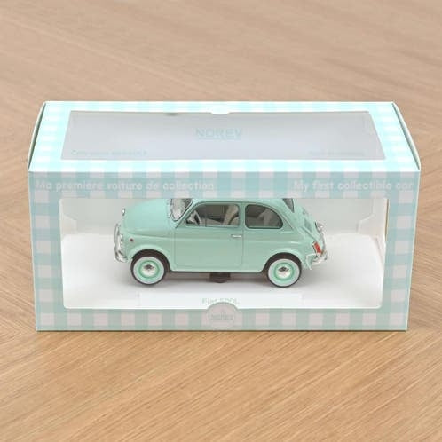 Fiat 500 L 1968 Pastel Blue New Baby Gift / 1:18 / Norev