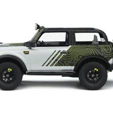 Ford Bronco by RTR 2022 iconic silver/ green GT Spirit 1:18