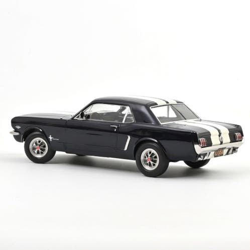 Ford Mustang Coupé 1966 Nightmist Blue metallic 1:18 / Norev