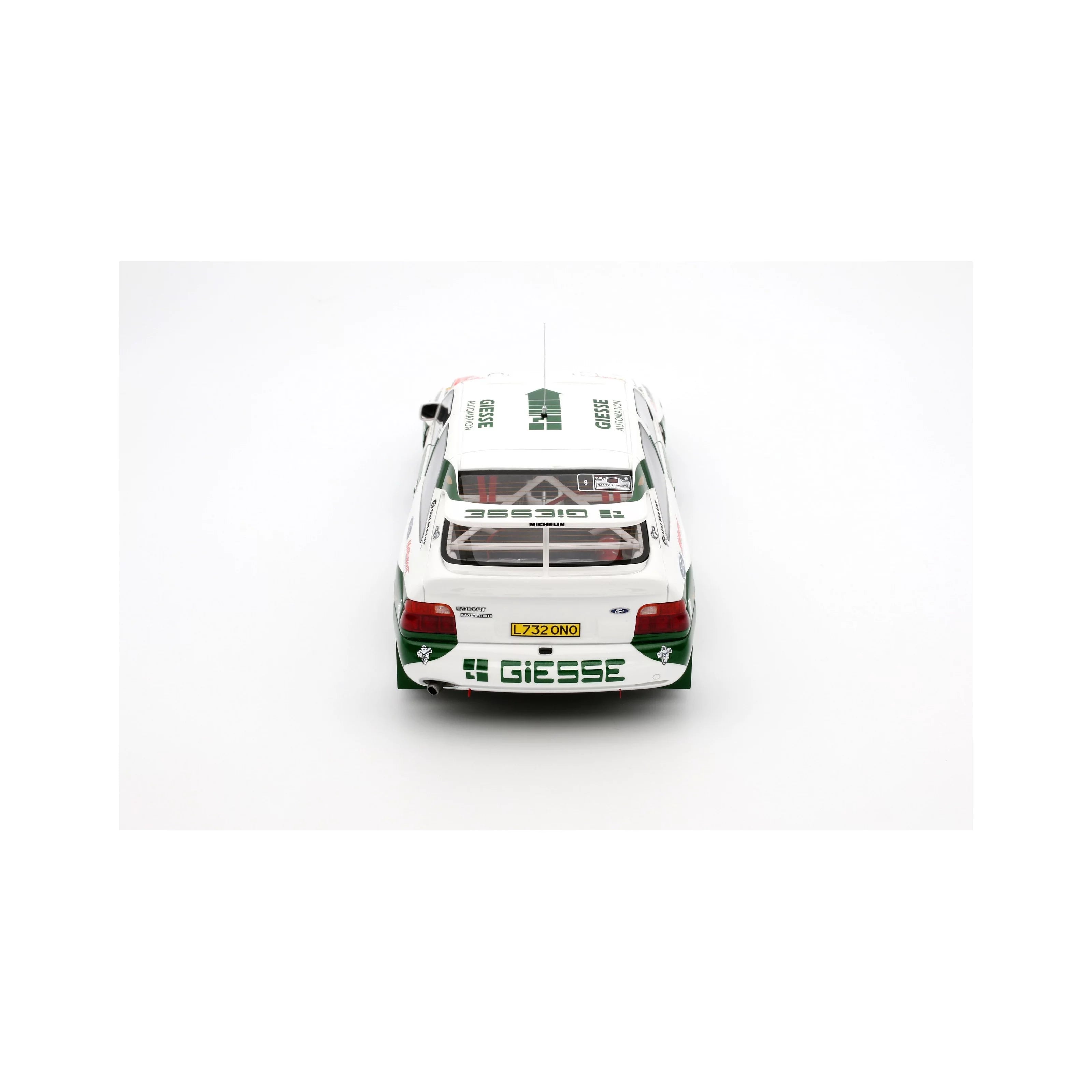 Ford Escort RS Cosworth G A. White B. Thiry #9 San Remo '94 1:18