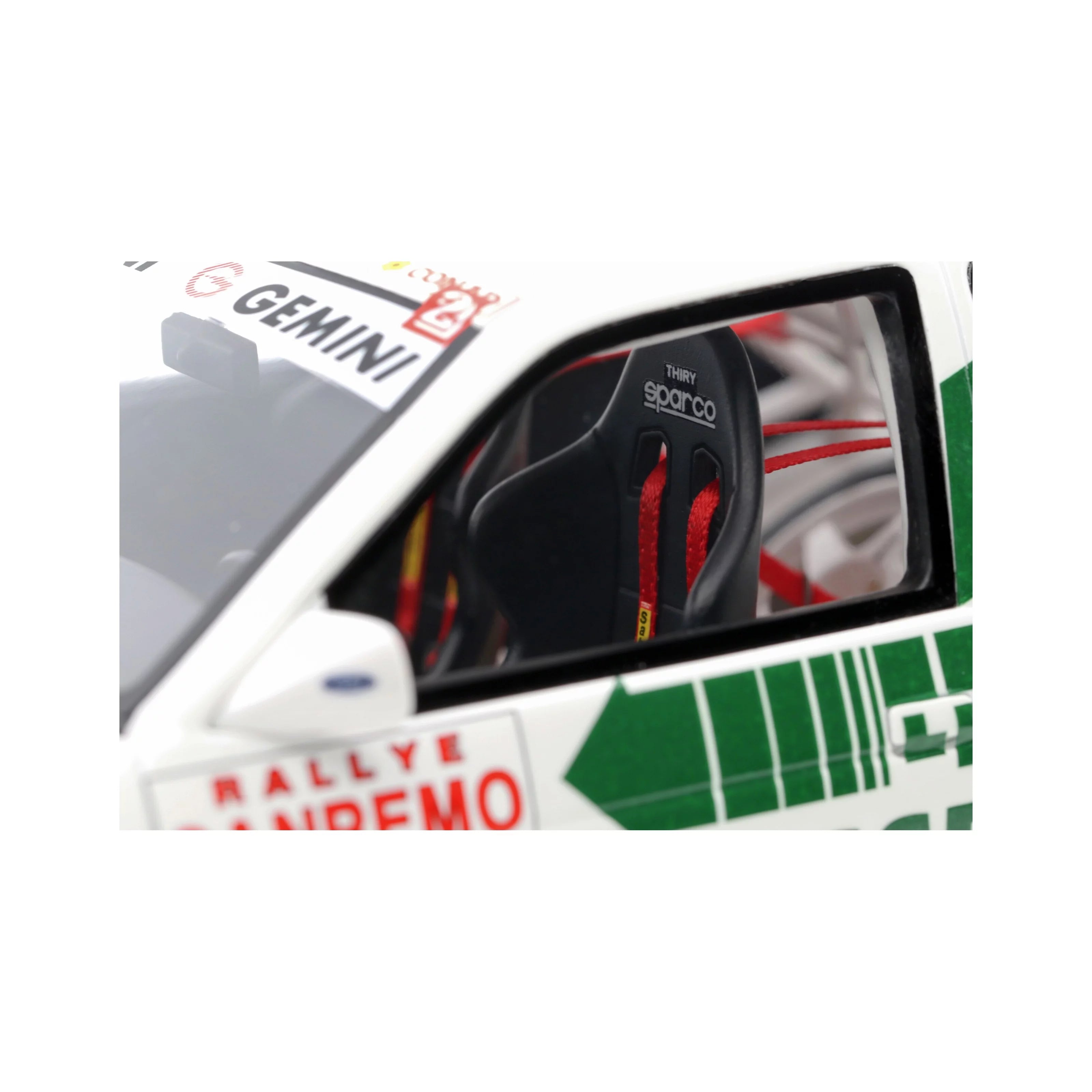 Ford Escort RS Cosworth G A. White B. Thiry #9 San Remo '94 1:18