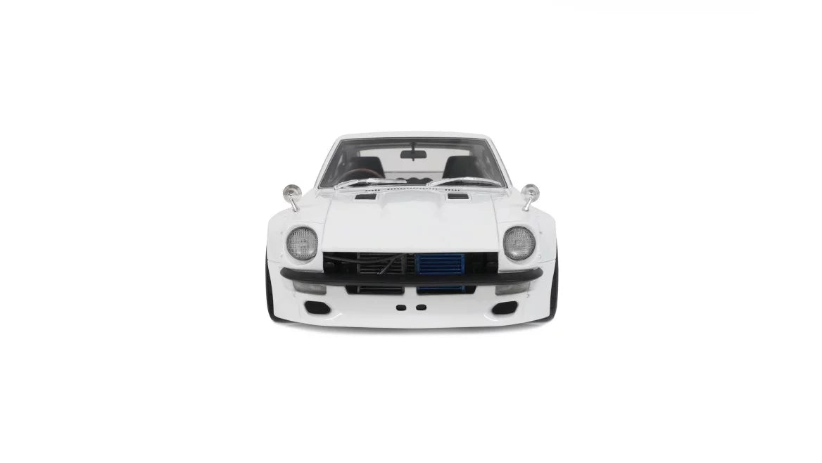 PANDEM Nissan Fairlady Z 2015 1:18