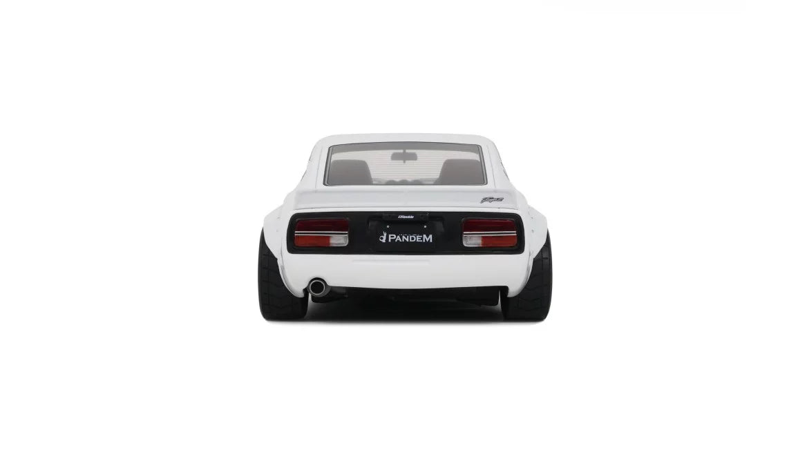 PANDEM Nissan Fairlady Z 2015 1:18