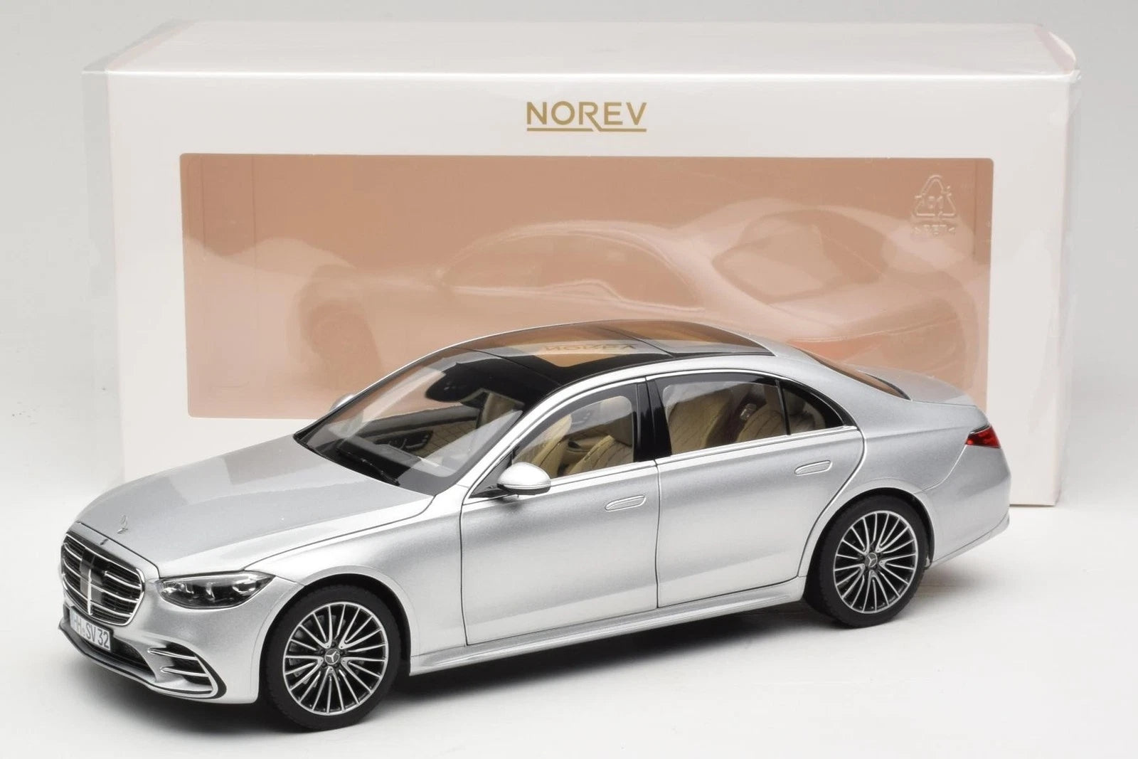 Mercedes S-Klasse AMG-line 2021 Brilliant Silver 1:18 Norev