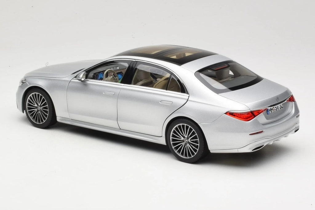 Mercedes S-Klasse AMG-line 2021 Brilliant Silver 1:18 Norev
