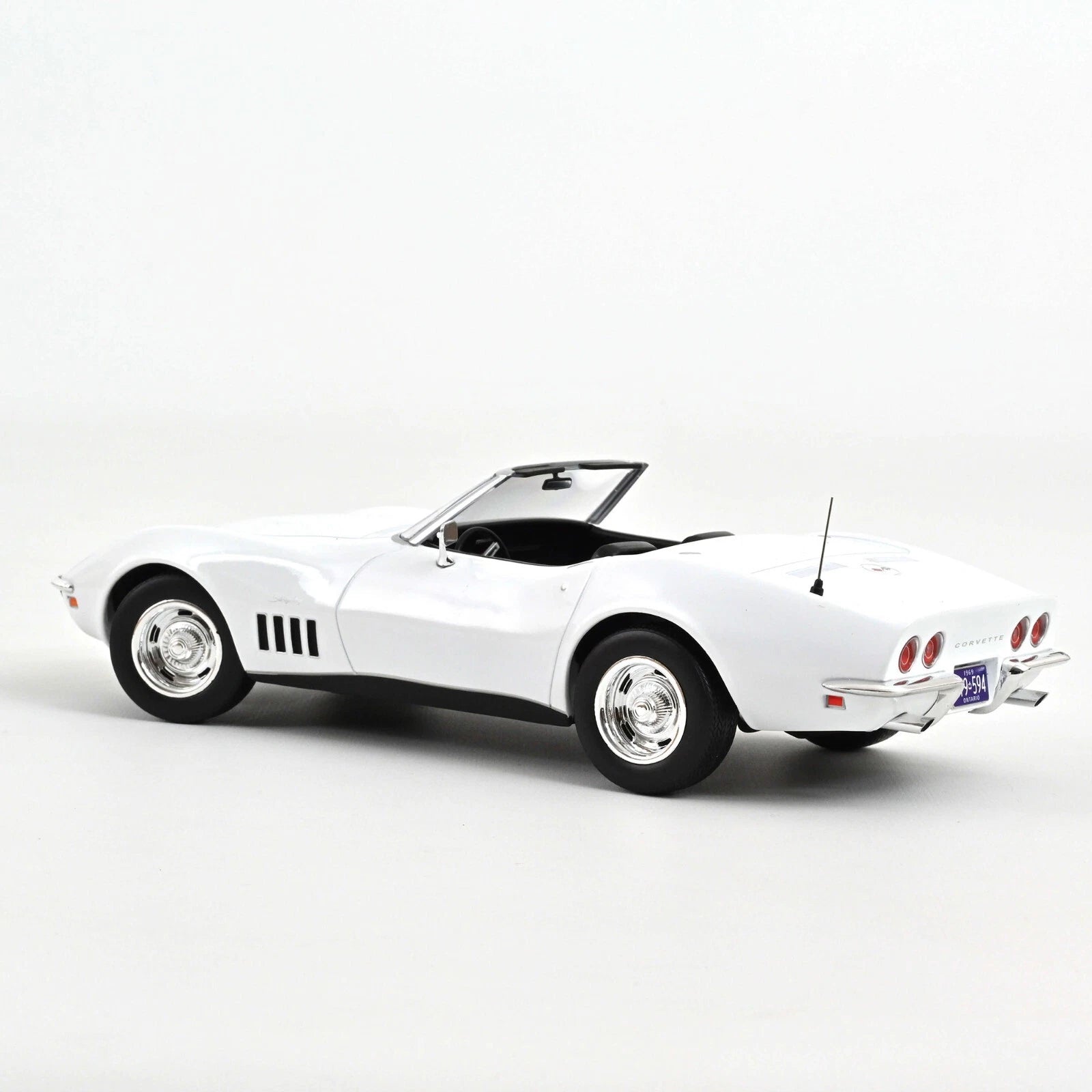 Chevrolet Corvette Convertible 1969 Can Am Wit - 1/18 Norev