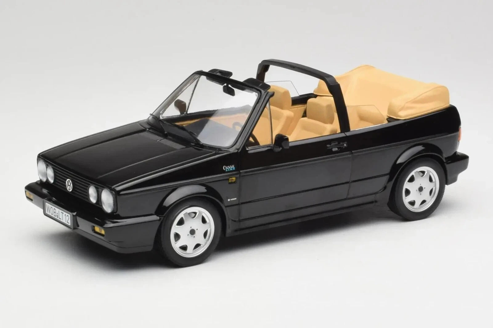 Volkswagen Golf I Cabriolet 1992 Zwart 1-18 Norev