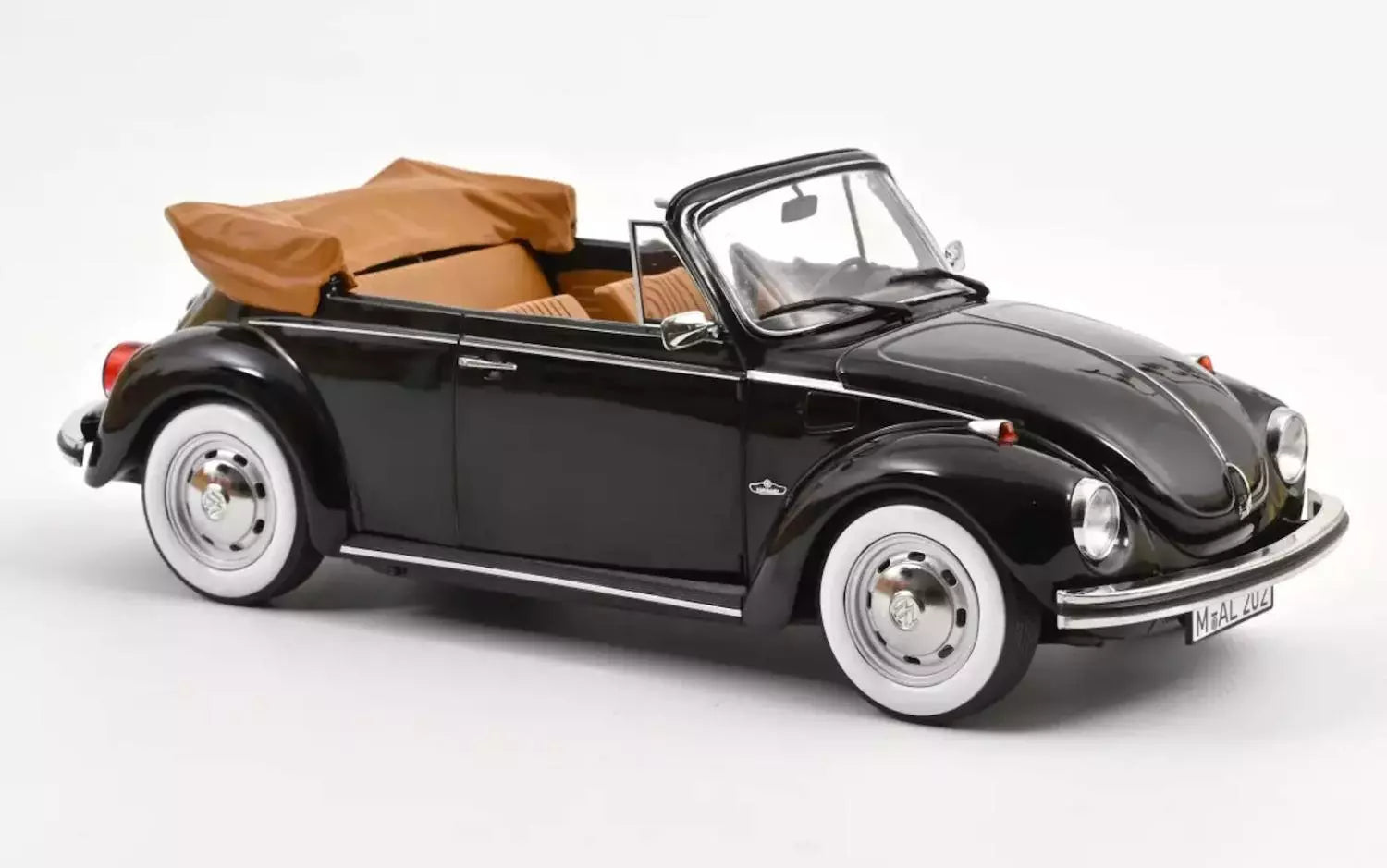 Volkswagen Kever 1303 Cabriolet - 1:18 - Norev