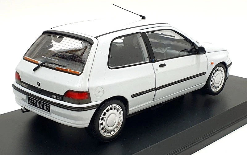 Renault Clio 16S - wit - 1991 - 1:18 - Norev