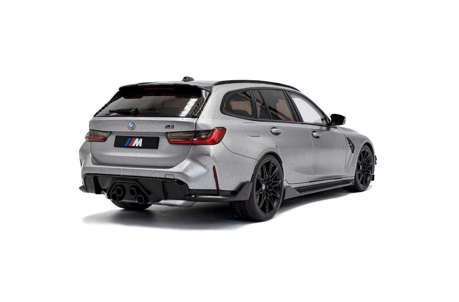 BMW M3 Touring (G81) + performance parts '24, grijs metallic 1:18